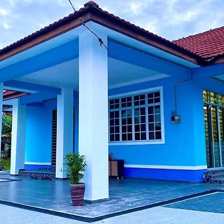 Seri Idaman Guest House Pasir Mas Ngoại thất bức ảnh
