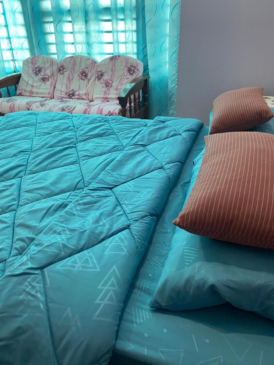 Seri Idaman Guest House Pasir Mas Ngoại thất bức ảnh